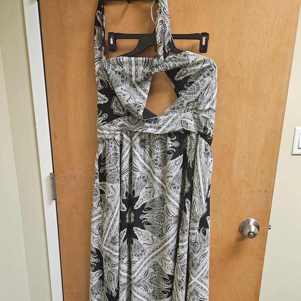 Gorgeous Keyhold Sundress 3X